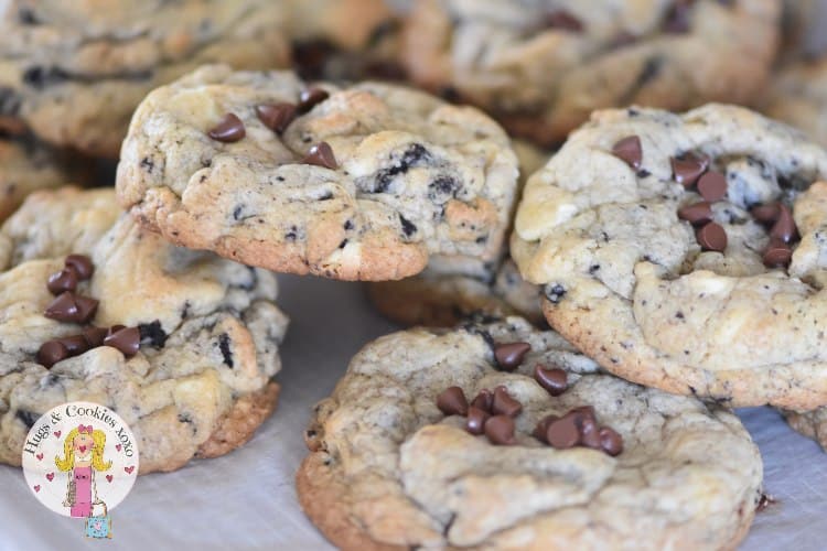 Cookies and Cream Cookies